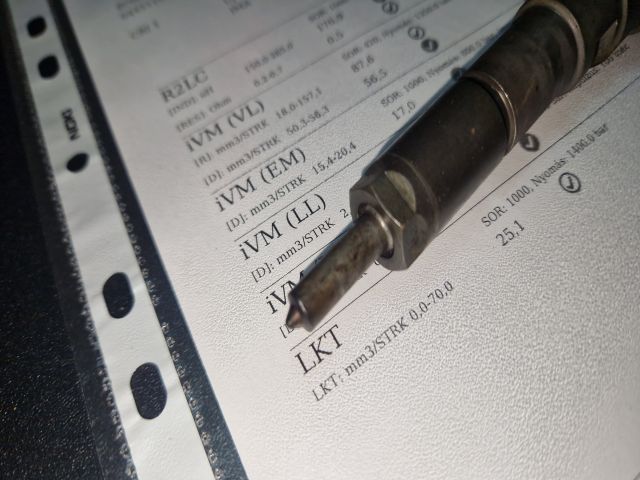 bontott PEUGEOT 406 Porlasztó (1 db)