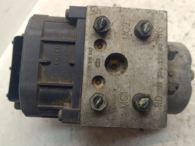 bontott PEUGEOT 406 ABS Kocka