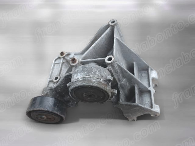 bontott PEUGEOT 406 Generátor Tartó Bak