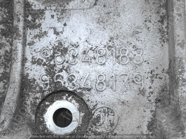 bontott PEUGEOT 406 Generátor Tartó Bak