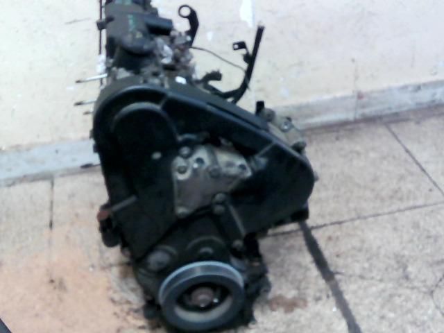 bontott PEUGEOT 406 Motor (Fűzött blokk hengerfejjel)