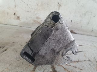 bontott PEUGEOT 406 Motor Tartó Bak (Fém)