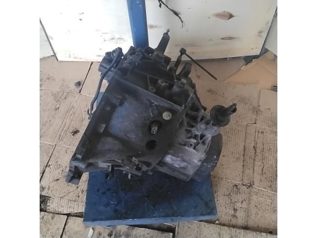 bontott PEUGEOT 406 Váltó (Mechanikus)