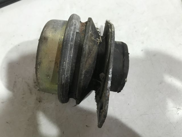 bontott PEUGEOT 406 Motor Tartó Bak (Fém)