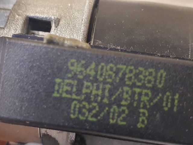 bontott PEUGEOT 406 Gyújtáskapcsoló Házzal