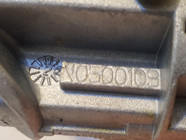 bontott PEUGEOT 406 Gyújtáskapcsoló Házzal