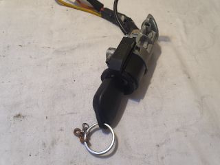 bontott PEUGEOT 406 Gyújtáskapcsoló Házzal