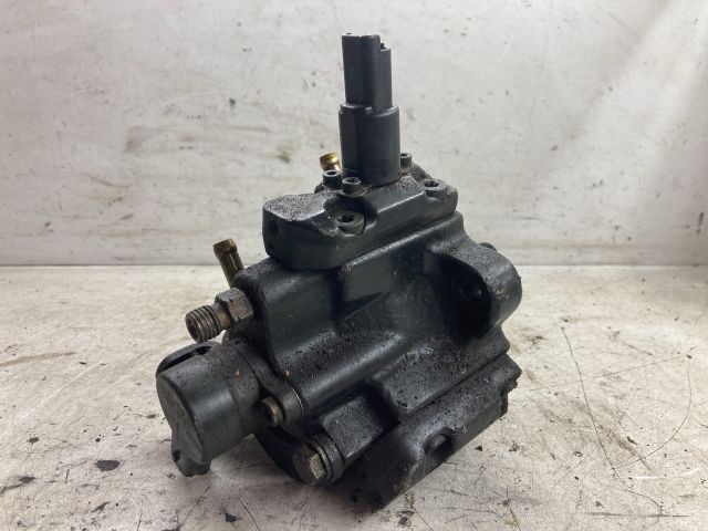 bontott PEUGEOT 406 Nagynyomású Szivattyú