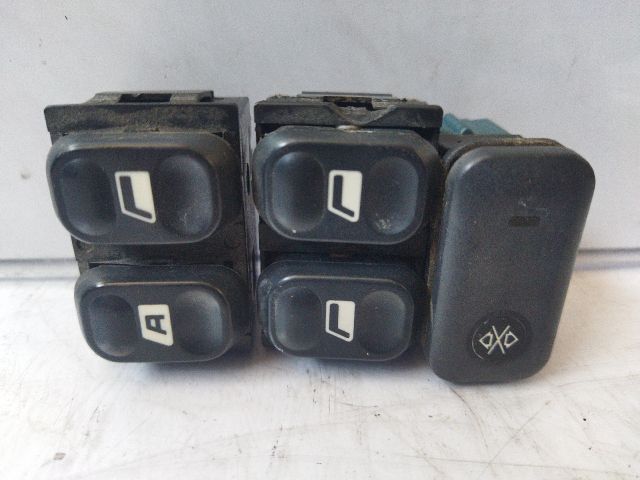 bontott PEUGEOT 406 Ablakemelő Kapcsoló Szett