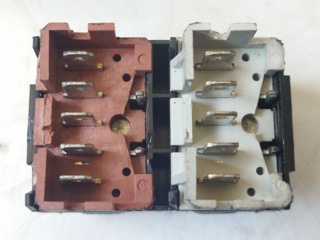 bontott PEUGEOT 406 Ablakemelő Kapcsoló Szett