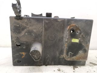 bontott PEUGEOT 406 Akkumulátor Tartó