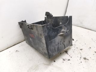 bontott PEUGEOT 406 Akkumulátor Tartó