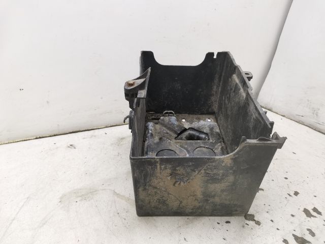 bontott PEUGEOT 406 Akkumulátor Tartó