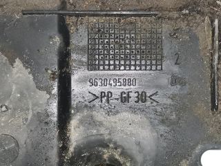 bontott PEUGEOT 406 Akkumulátor Tartó