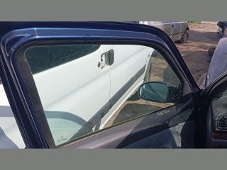 bontott PEUGEOT 406 Bal első Ablak