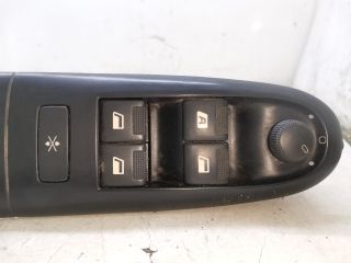 bontott PEUGEOT 406 Bal első Ablakemelő Kapcsoló