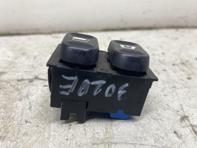 bontott PEUGEOT 406 Bal első Ablakemelő Kapcsoló