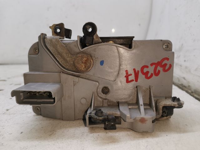 bontott PEUGEOT 406 Bal első Ajtózár