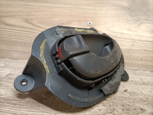 bontott PEUGEOT 406 Bal első Belső Kilincs