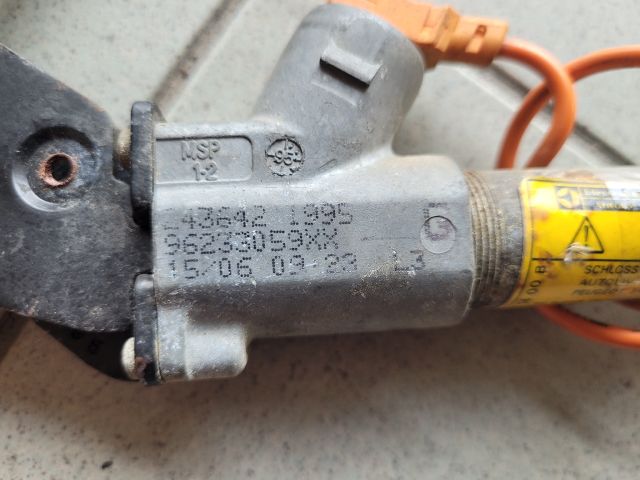 bontott PEUGEOT 406 Bal első Övfeszítő