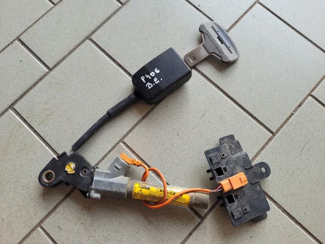 bontott PEUGEOT 406 Bal első Övfeszítő