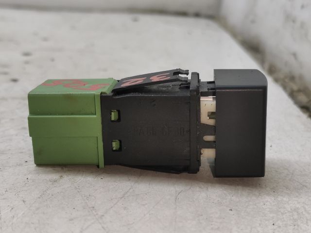 bontott PEUGEOT 406 Bal első Ülésfűtés Kapcsoló