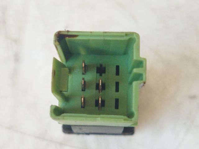 bontott PEUGEOT 406 Bal első Ülésfűtés Kapcsoló