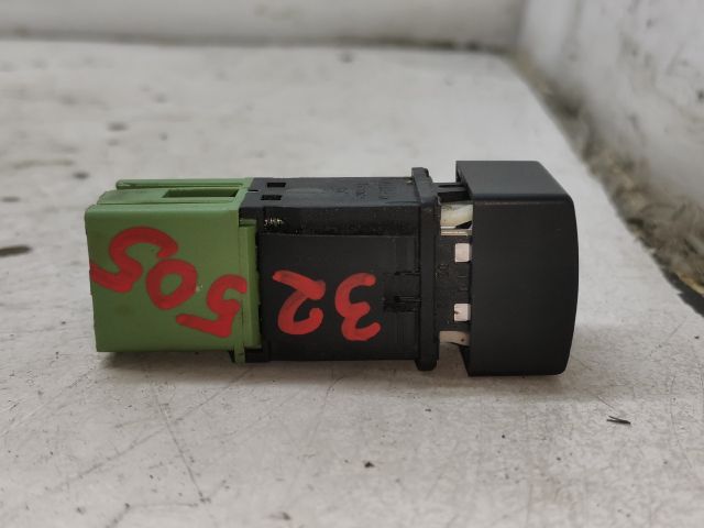 bontott PEUGEOT 406 Bal első Ülésfűtés Kapcsoló