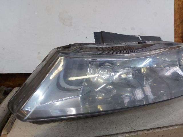 bontott PEUGEOT 406 Bal Fényszóró