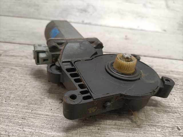 bontott PEUGEOT 406 Bal hátsó Ablakemelő Motor