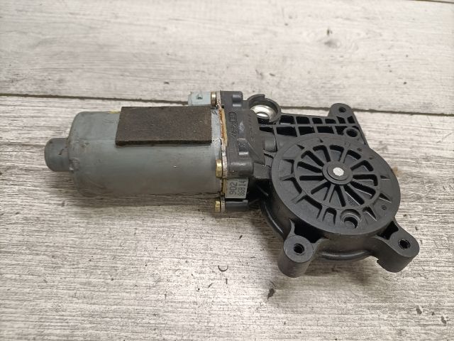 bontott PEUGEOT 406 Bal hátsó Ablakemelő Motor