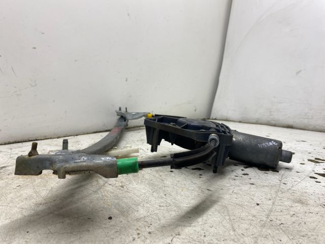 bontott PEUGEOT 406 Bal hátsó Ablakemelő Szerkezet (Mechanikus)