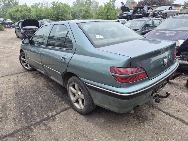 bontott PEUGEOT 406 Bal hátsó Ajtó (Részeivel)