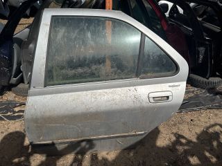 bontott PEUGEOT 406 Bal hátsó Ajtó (Üres lemez)