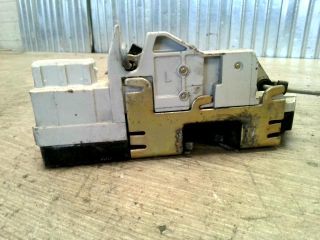 bontott PEUGEOT 406 Bal hátsó Ajtózár