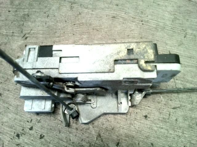 bontott PEUGEOT 406 Bal hátsó Ajtózár