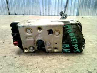 bontott PEUGEOT 406 Bal hátsó Ajtózár