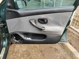 bontott PEUGEOT 406 Bal hátsó Kapaszkodó (Felső)