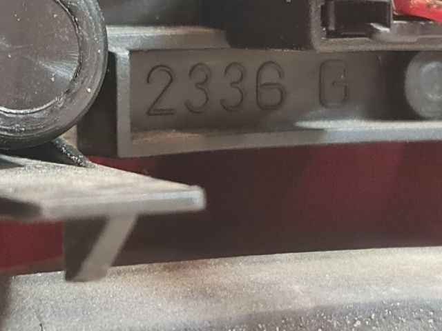 bontott PEUGEOT 406 Bal Hátsó Lámpa