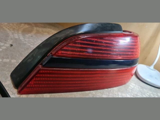 bontott PEUGEOT 406 Bal Hátsó Lámpa