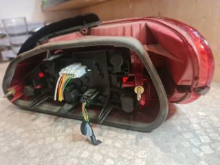 bontott PEUGEOT 406 Bal Hátsó Lámpa