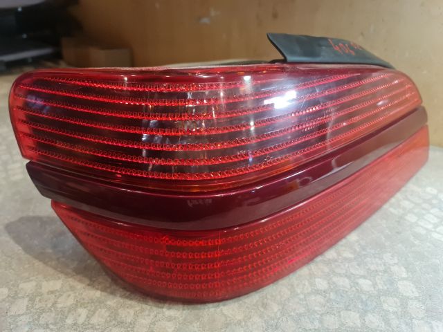 bontott PEUGEOT 406 Bal Hátsó Lámpa