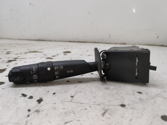 bontott PEUGEOT 406 Bal Kormánykapcsoló Irányjelző