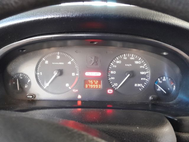 bontott PEUGEOT 406 Bal Műszerfal Díszléc