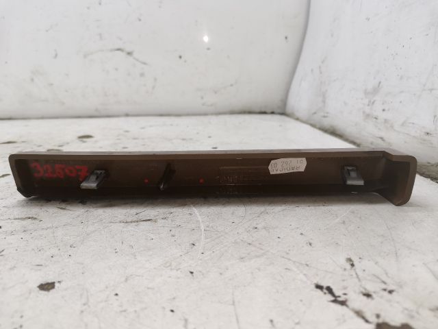 bontott PEUGEOT 406 Bal Műszerfal Díszléc