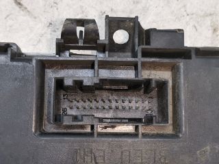 bontott PEUGEOT 406 Biztosítéktábla Utastér