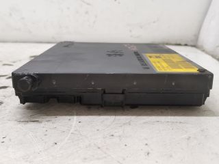 bontott PEUGEOT 406 Biztosítéktábla Utastér