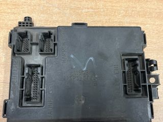 bontott PEUGEOT 406 Biztosítéktábla Utastér