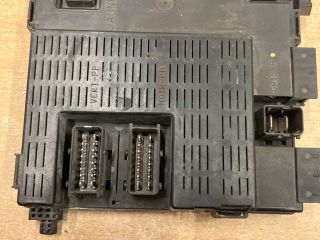 bontott PEUGEOT 406 Biztosítéktábla Utastér