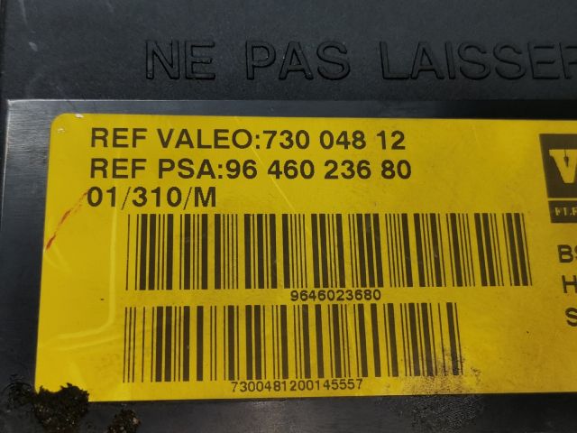 bontott PEUGEOT 406 Biztosítéktábla Utastér